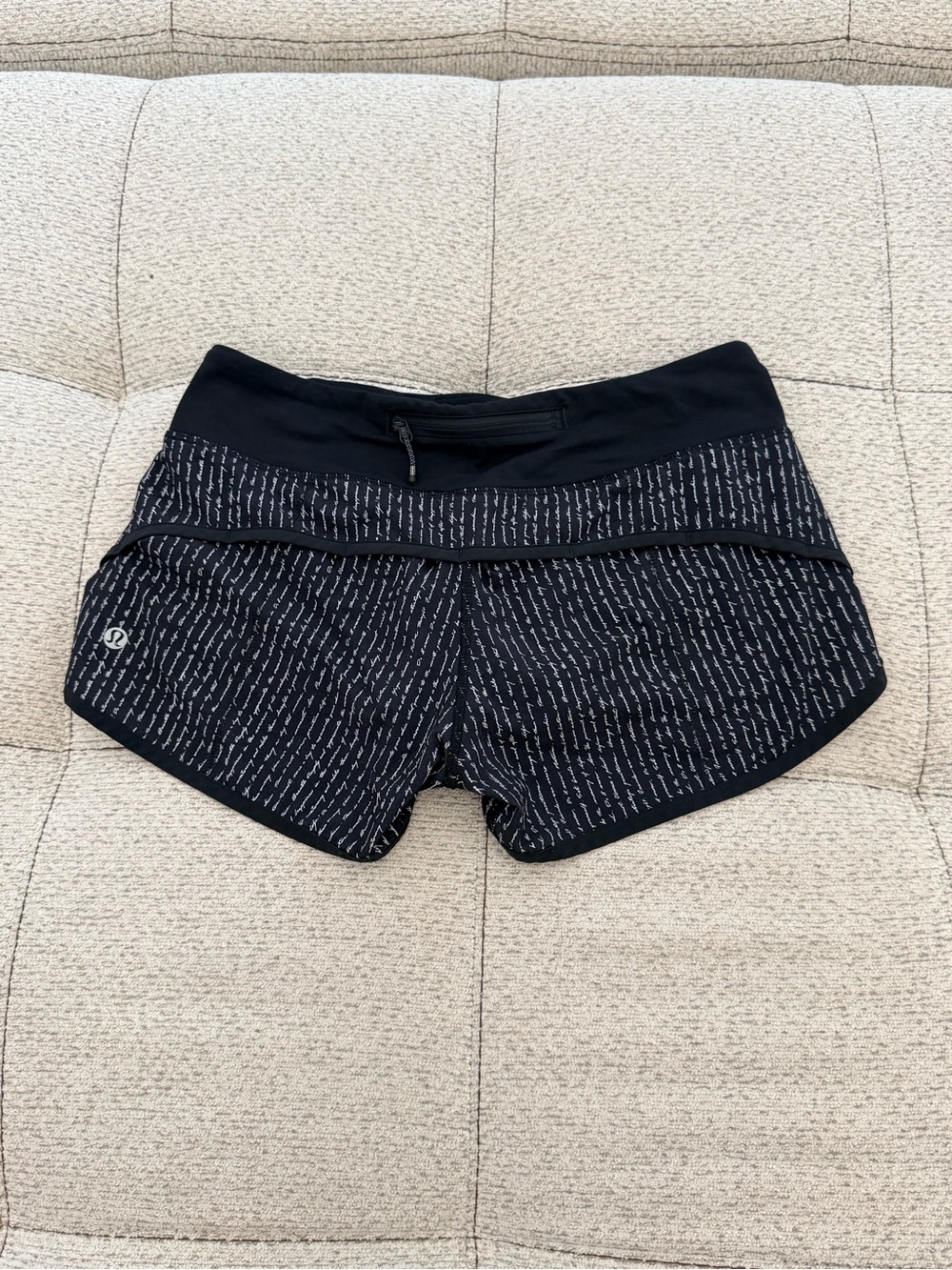 Lululemon Speed Short- Pinstripe Black White / Black